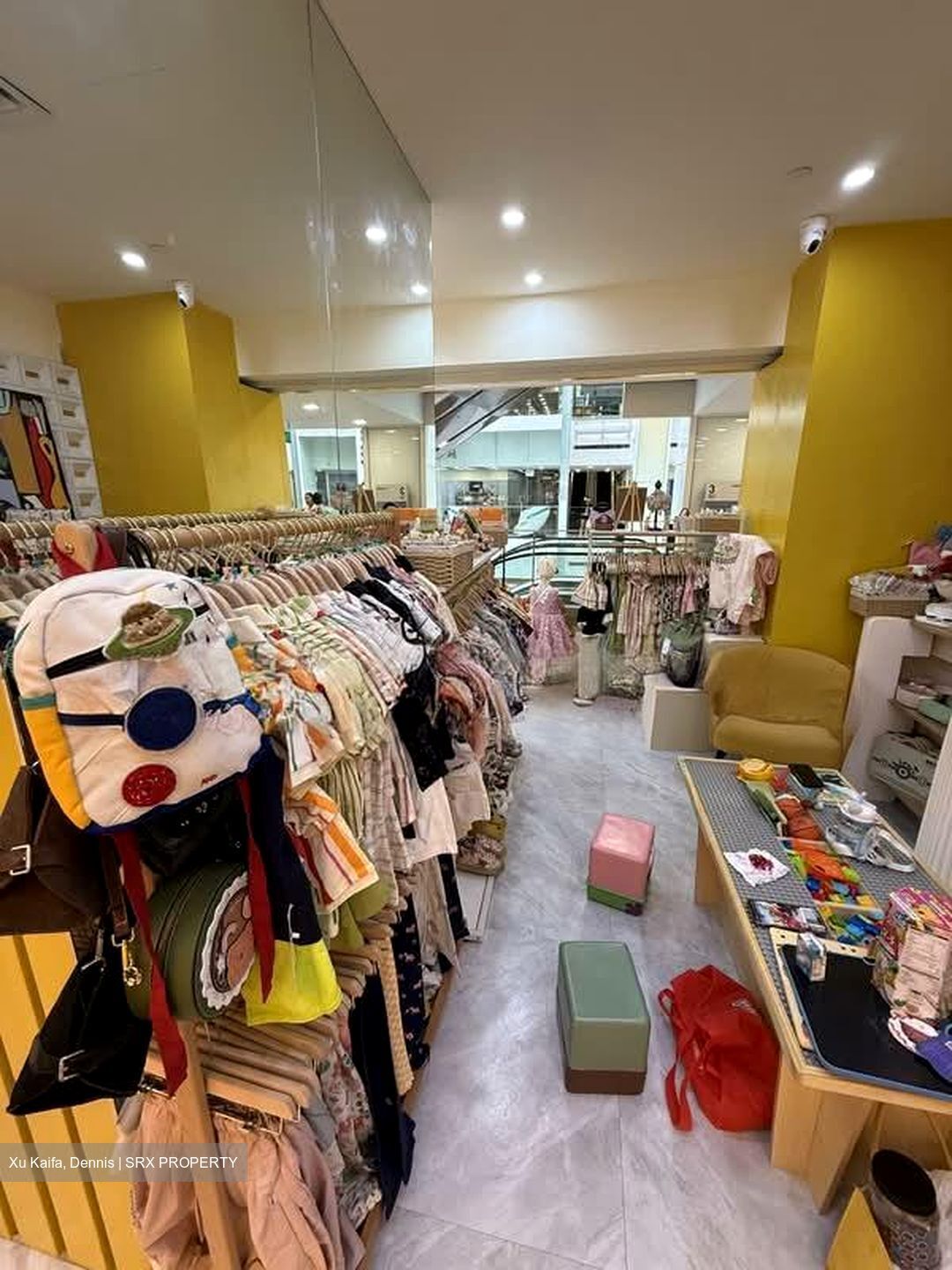 The Central (D1), Retail #556576471